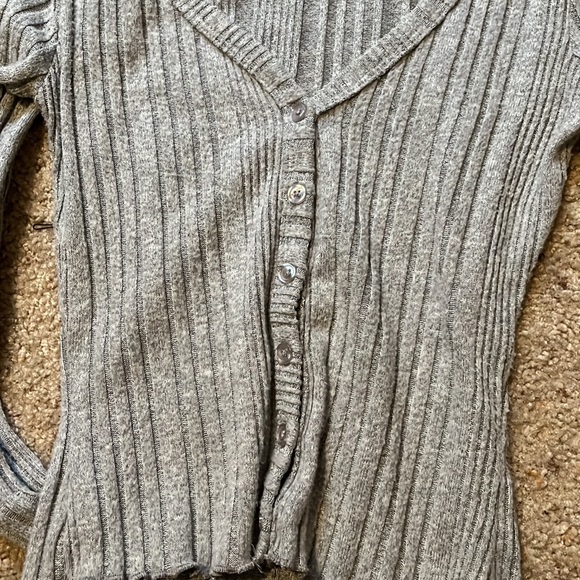 Long sleeve crop top from Rue21 - Picture 4 of 4